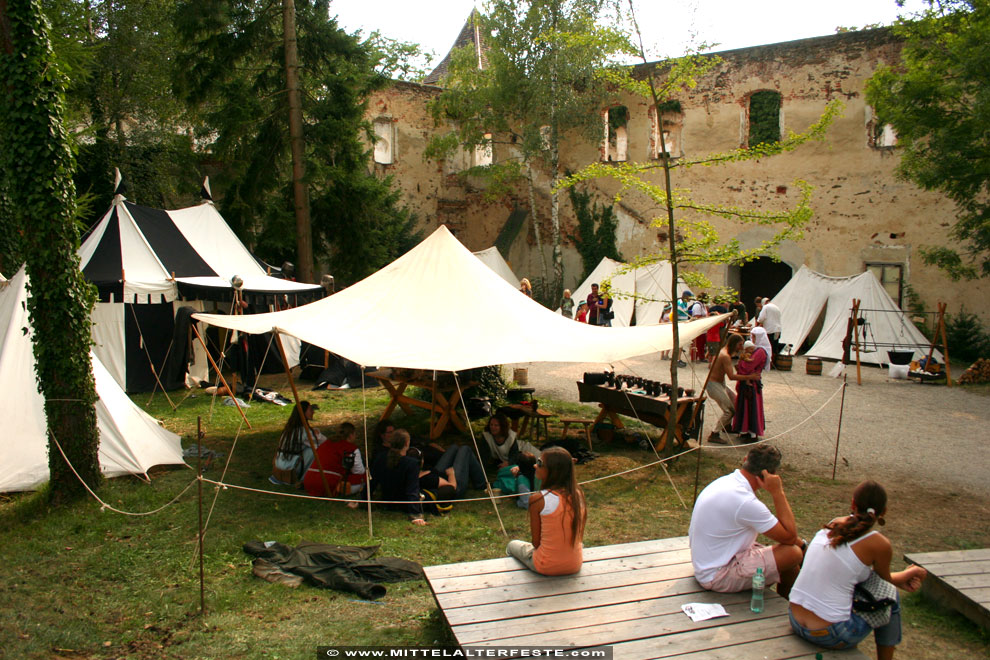 www.mittelalterfeste.com Schallaburg  2007