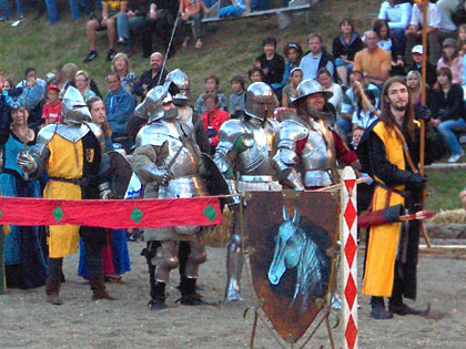 Mittelalterfest Burg Sommeregg 2007 www.mittelalterfeste.com c dieva