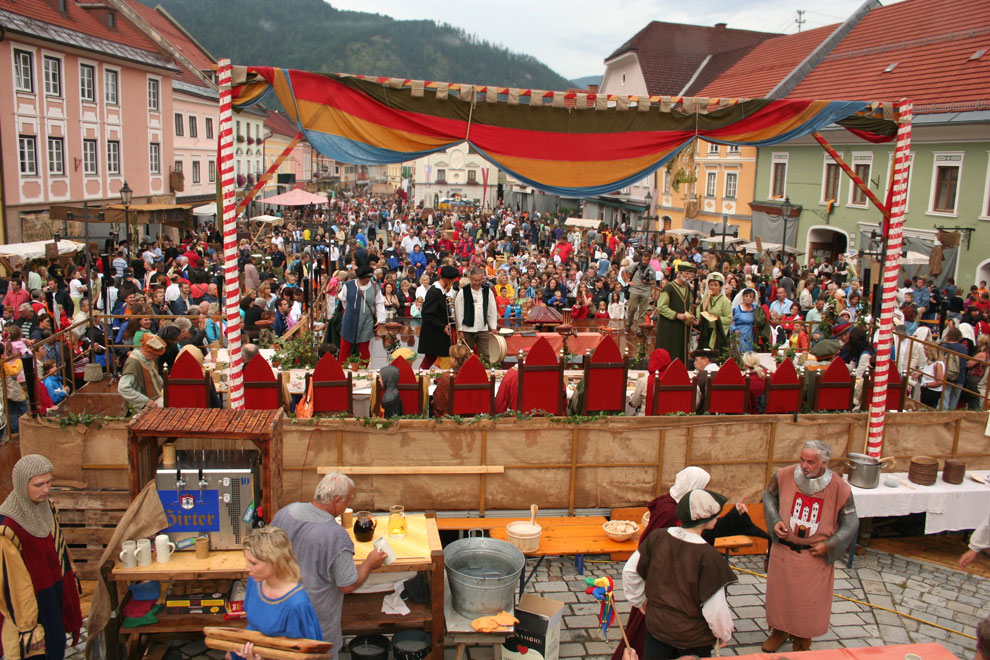 c www.mittelalterfeste.tux.nu Spectaculum Friesach 2007