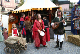 Mittelalterfest Lambach 2008 - www.Mittelalterfeste.com - Meldereiter & Waschweib